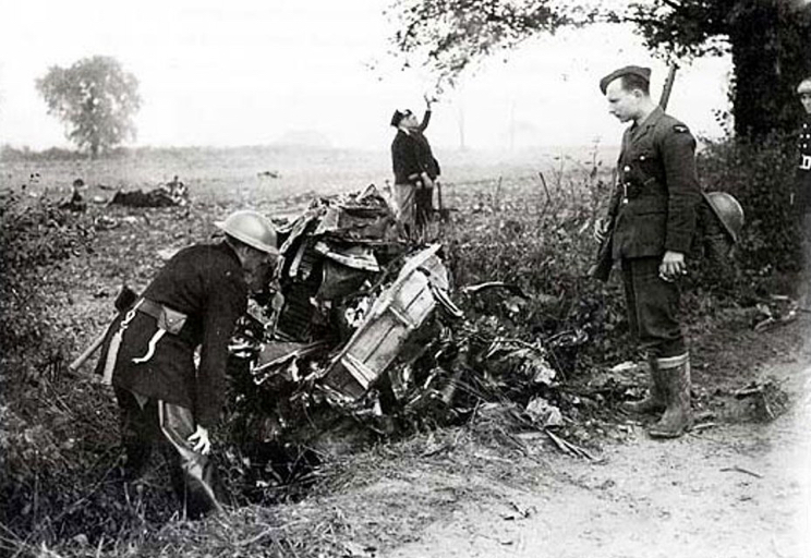 crash_two S Parry Red Kite