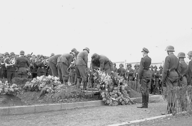 2 Burial of Sallinger 23.10.42
