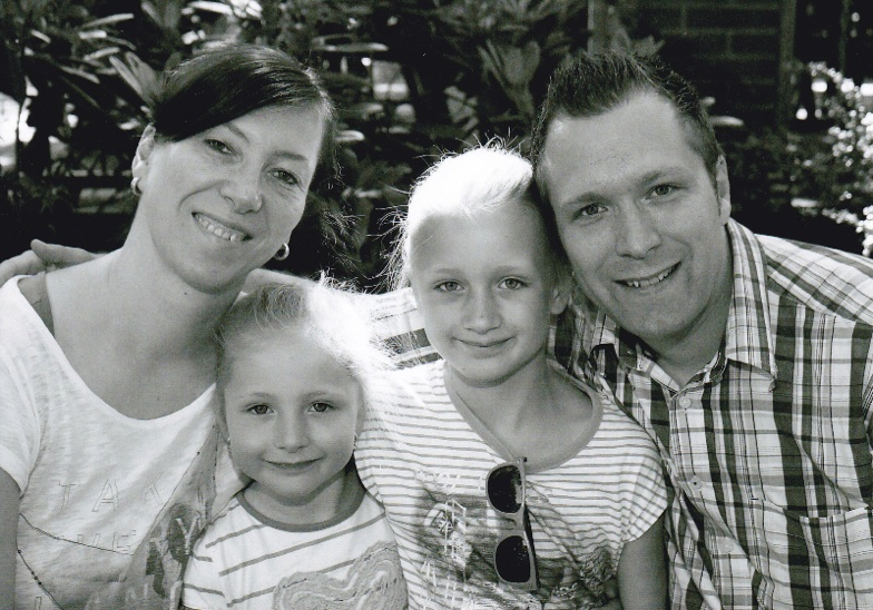 (1) Henning&#39;s family