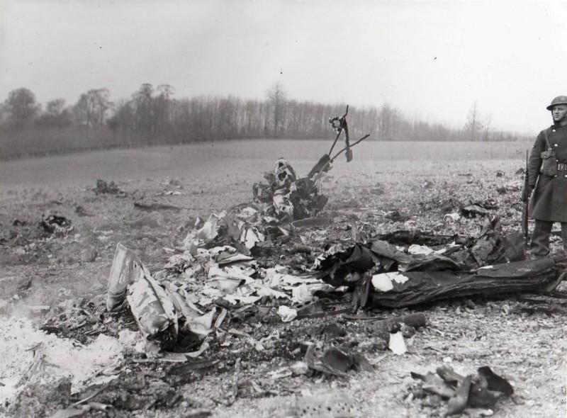 3 Junkers Ju88-14 (4369) Via Saunders