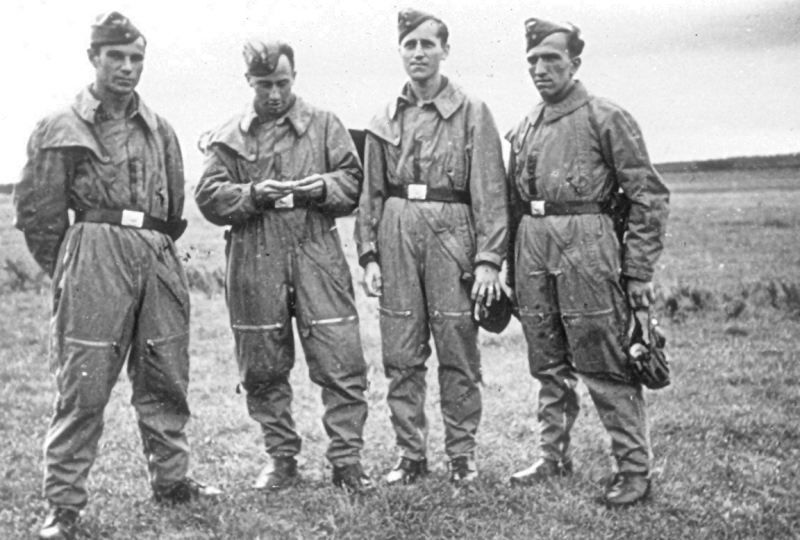 (2) Uffz Schnabel crew