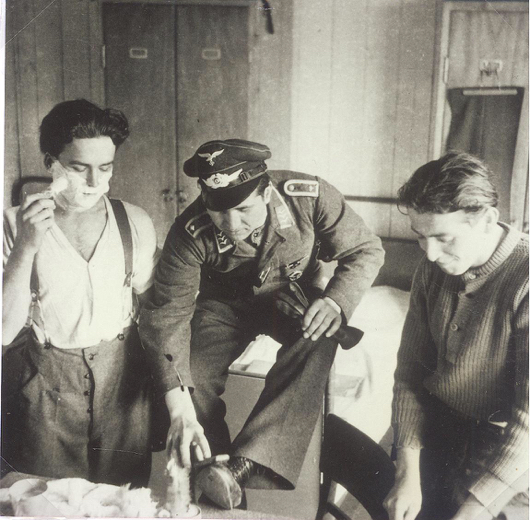 (2) Neuenhaus, Reppe &#38; Klaser April 44