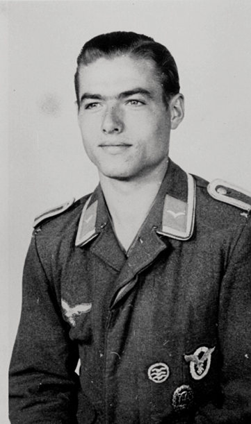 (2) Ortlieb Portrait