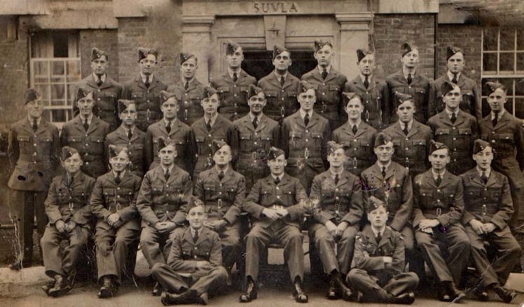 144-squadron-hampden-i-l4132-a003ac.-2.-stanley-isherwood zoom