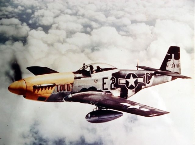 COL CHRISTIAN 361FG P-51D 44-13410 (7)